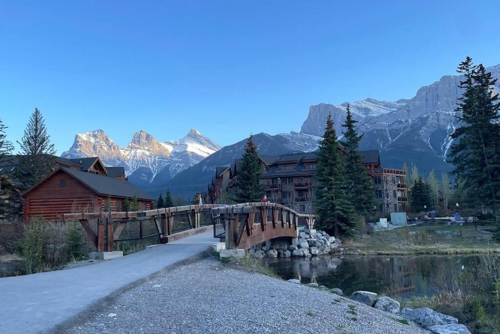 Unit #204 Cozy Mountain View 2Br In Canmore Downtown Ngoại thất bức ảnh