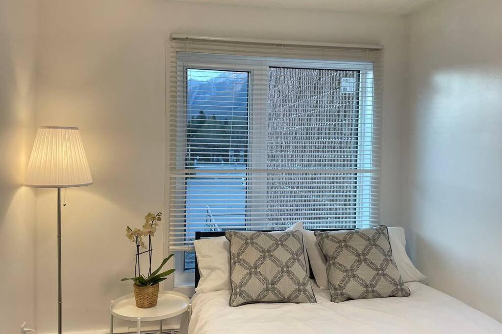 Unit #204 Cozy Mountain View 2Br In Canmore Downtown Ngoại thất bức ảnh