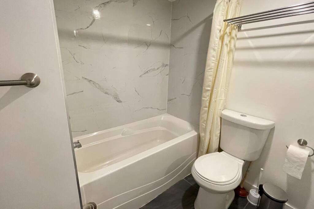 Unit #204 Cozy Mountain View 2Br In Canmore Downtown Ngoại thất bức ảnh
